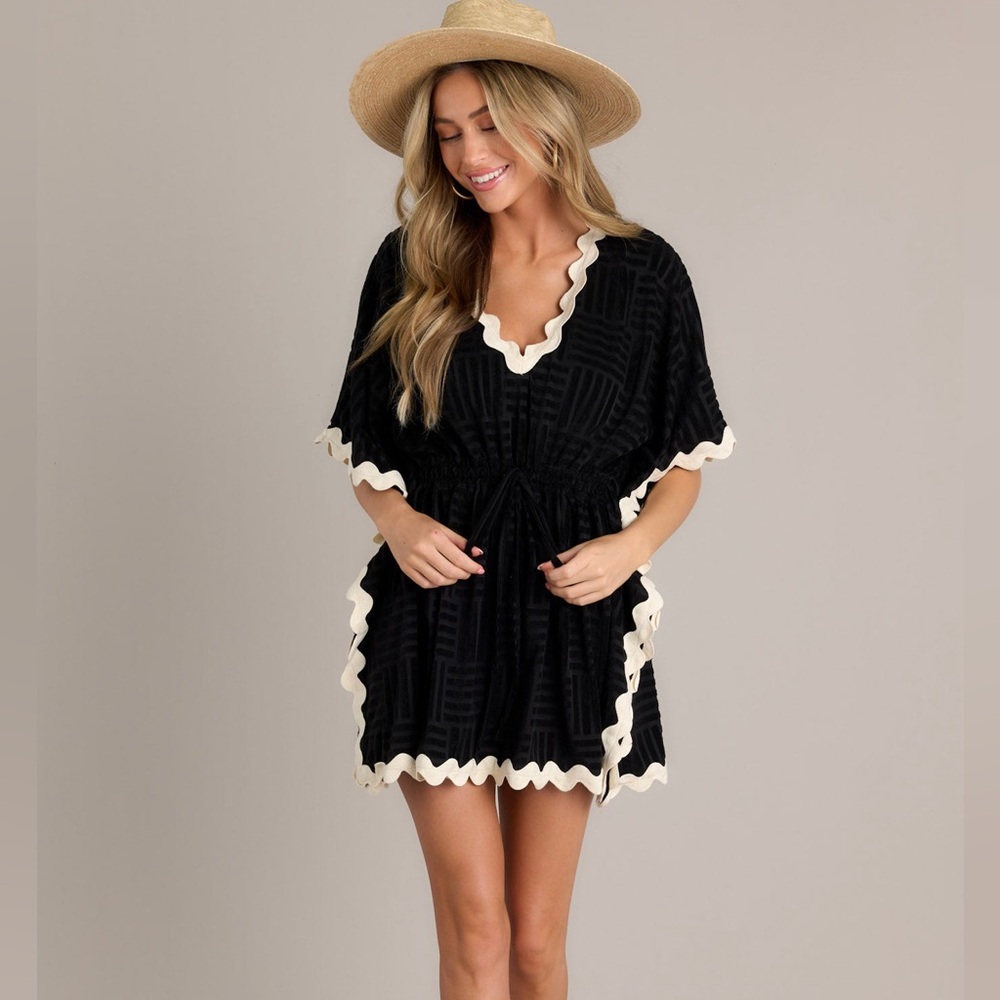 Entro Ric Rac Black and Cream Women's Swim Cover-Up